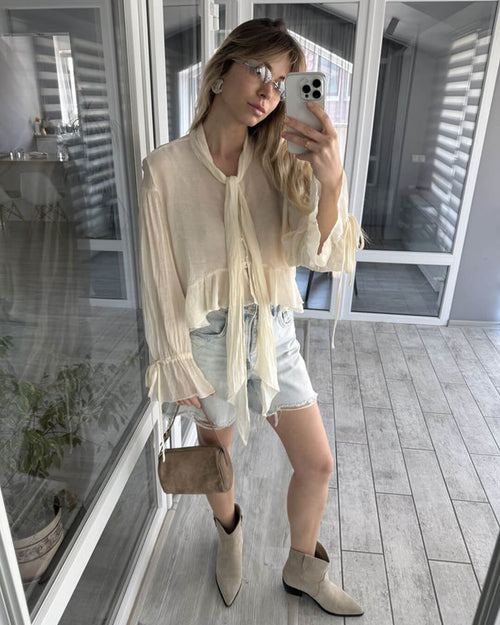 Danika Wildleder Mini-Schultertasche