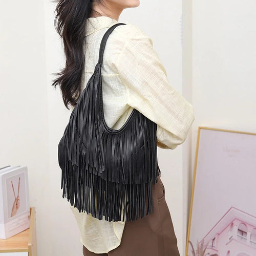 Tatiana Hobo-Tasche mit Quasten
